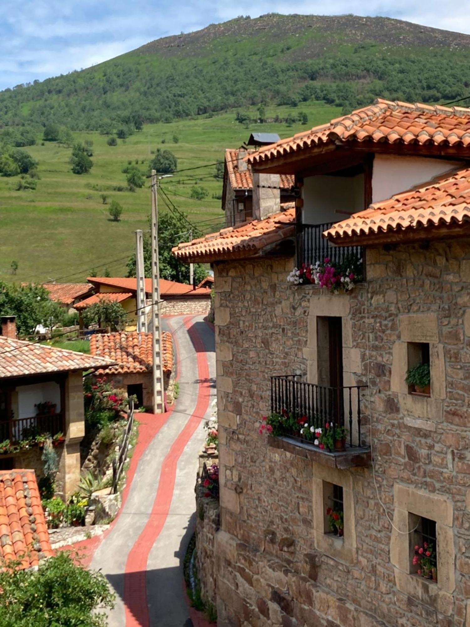 La Valuisilla, Hotel Rural Cicera エクステリア 写真