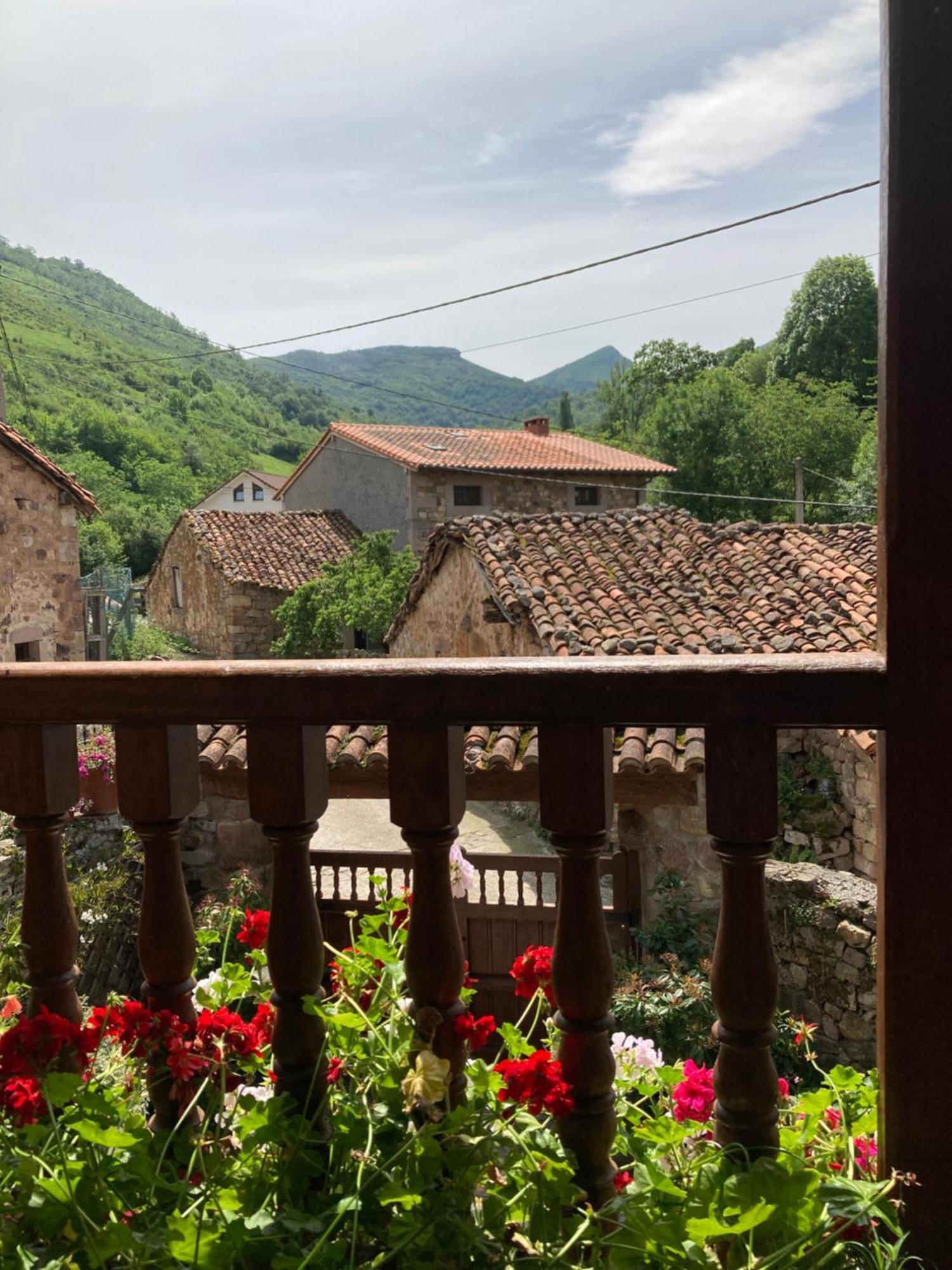 La Valuisilla, Hotel Rural Cicera エクステリア 写真