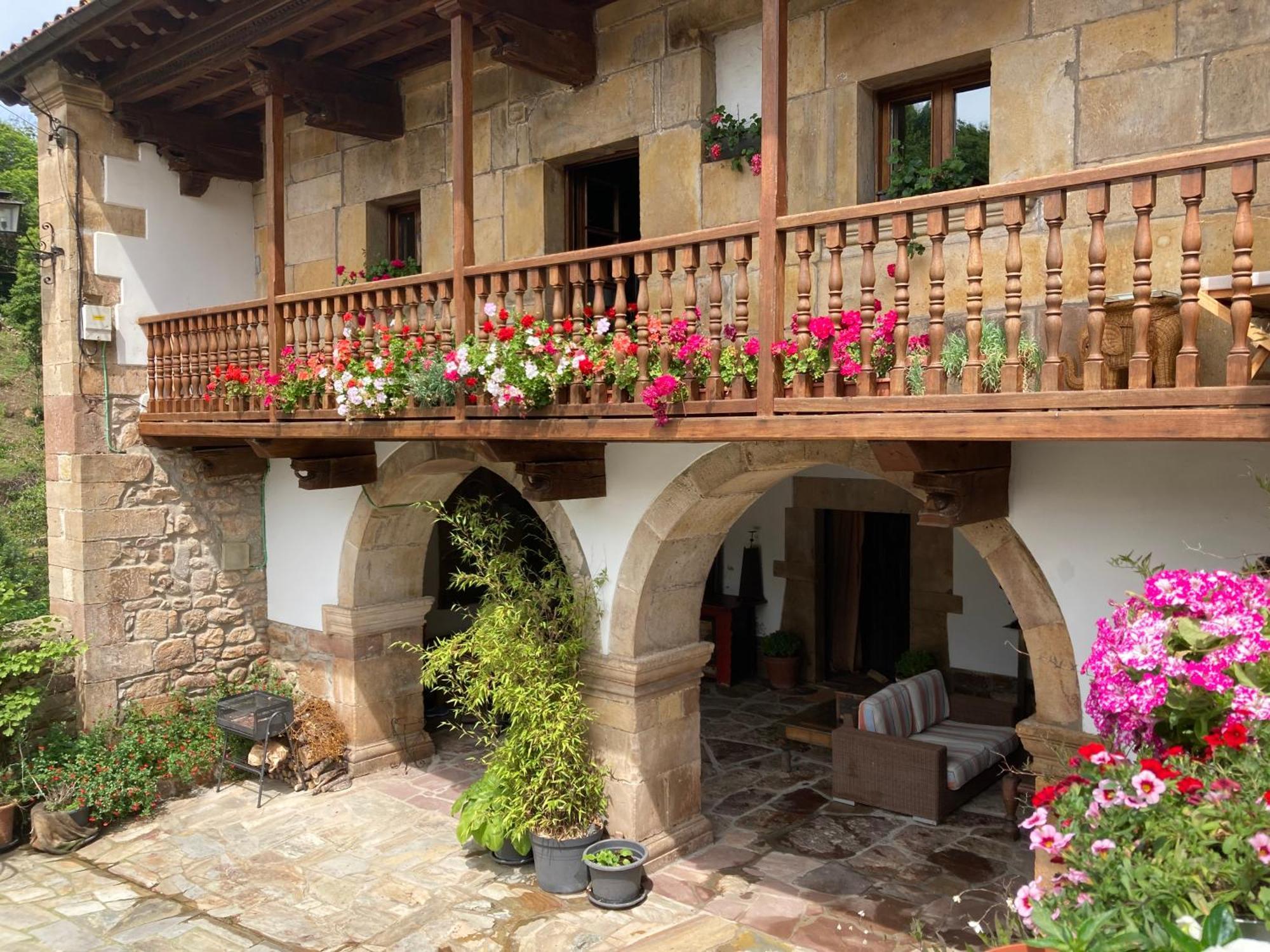 La Valuisilla, Hotel Rural Cicera エクステリア 写真
