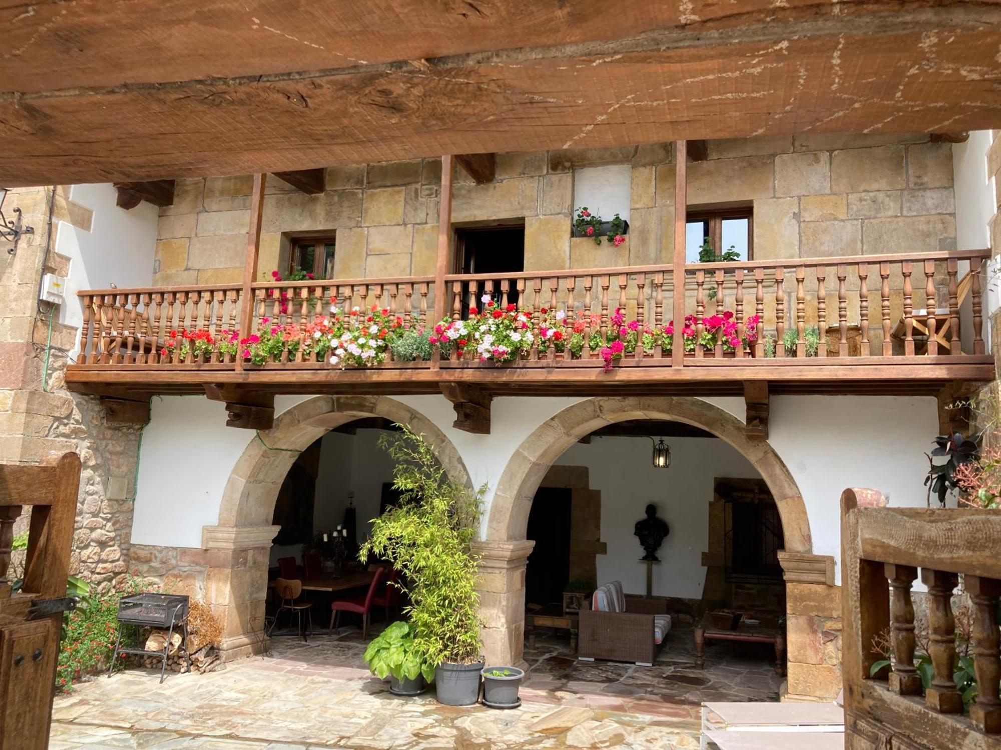 La Valuisilla, Hotel Rural Cicera エクステリア 写真